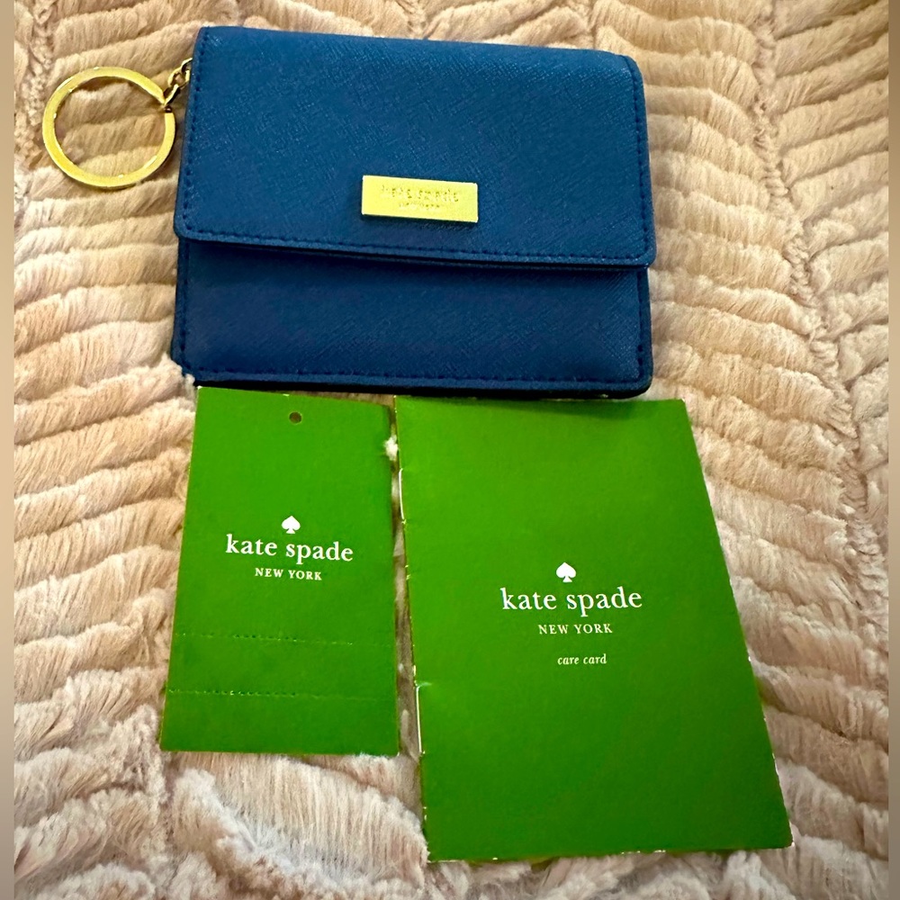 NWT and Care Card Kate Spade Perry Wallet in Hyacinth
